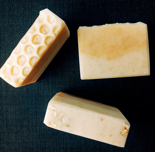Split Honey & Oatmeal Soap (Unscented)